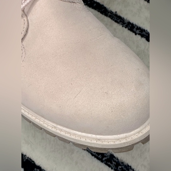 Timberland 6" Classic Boot - Big Kid Size 5 - Cameo Rose Pink - Picture 6 of 10